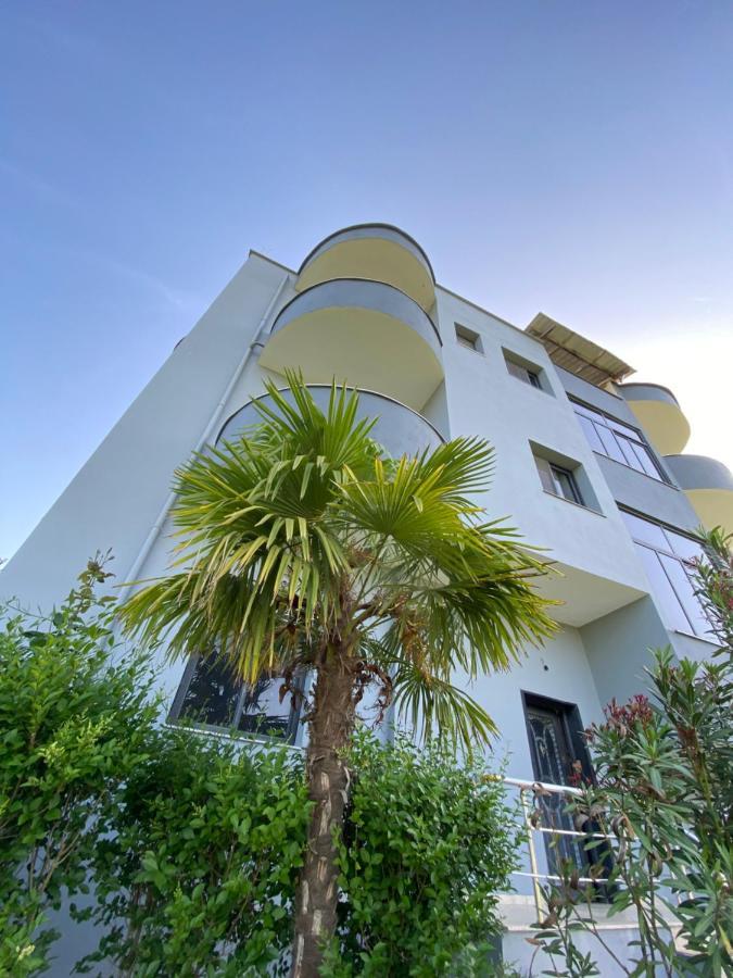 Grey Villa Golem  Extérieur photo